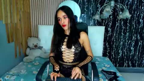 Mariana online show from May 19, 1:56 am