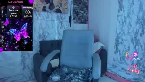 Snapshot of mariana_galviz chatting on June 11, 12:19 am Mariana online show from June 11, 12:19 am