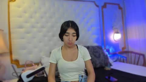 Mariana   online show from December 20, 11:17 am