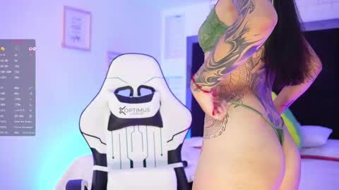 Mariana  online show from November 10, 7:02 pm