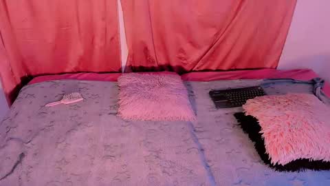 Snapshot of mariana_ofc chatting on November 14, 11:09 am Mariana online show from November 14, 11:09 am