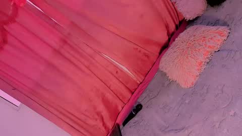 Snapshot of mariana_ofc chatting on November 21, 12:15 pm Mariana online show from November 21, 12:15 pm