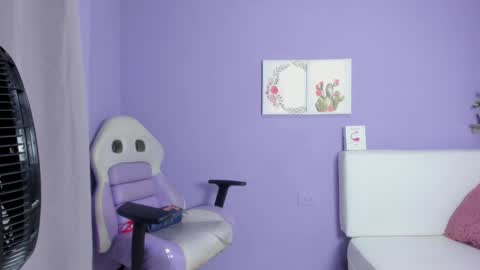 mariana_rossi_ online show from February 28, 4:42 pm