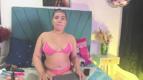Snapshot of mariana_star1 chatting on June 4, 4:18 am mariana_star1 online show from June 4, 4:18 am