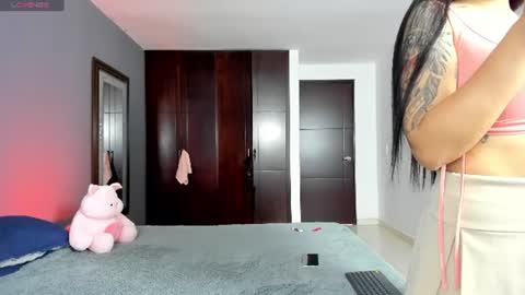 MARIANA Y VALENTINA online show from June 23, 11:08 am