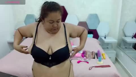 mariana online show from January 12, 7:10 pm