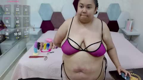 mariana online show from April 30, 4:13 pm