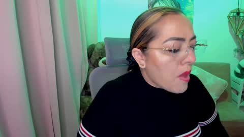 Mariana Lopez online show from January 14, 1:22 am