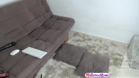 Snapshot of marianaluquez chatting on February 18, 8:16 am Mariana online show from February 18, 8:16 am