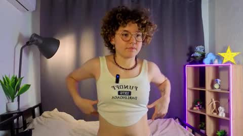 Mariana online show from November 26, 6:09 pm