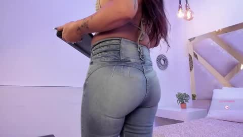 Marianee Rousse  online show from October 12, 10:31 pm