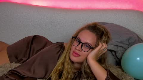 Maria online show from January 14, 4:08 pm