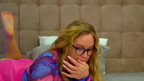 Maria online show from March 7, 1:18 pm