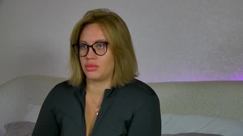 Maria online show from September 14, 6:07 pm