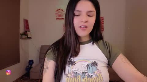 mariangeel_ online show from February 5, 12:59 am