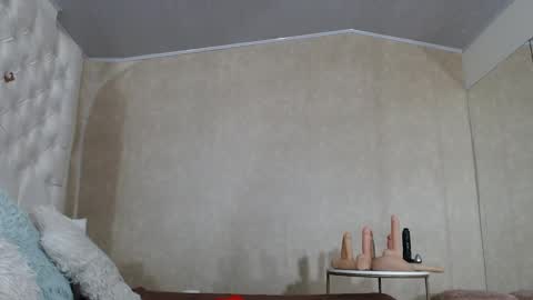 la crespa x online show from March 16, 12:20 pm