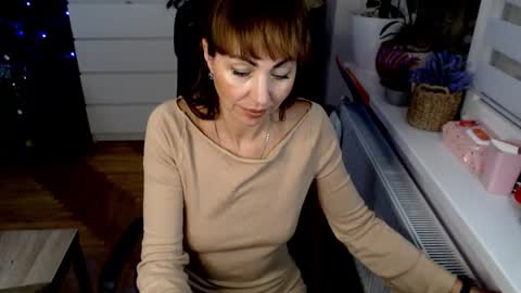 Snapshot of marianika chatting on December 21, 4:03 pm marianika online show from December 21, 4:03 pm