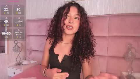 Snapshot of marianna_ray_ chatting on November 11, 7:58 pm marianna_ray_ online show from November 11, 7:58 pm