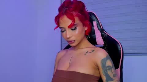 M A R I A N E online show from January 19, 3:43 am