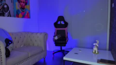 M A R I A N E online show from July 27, 3:13 am
