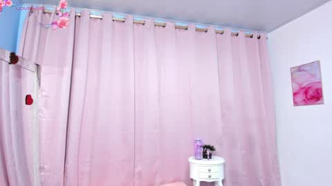 marianrosse online show from May 2, 3:17 pm