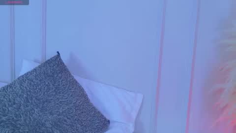 Snapshot of mariapettit chatting on October 28, 11:36 am Maria Pettit online show from October 28, 11:36 am