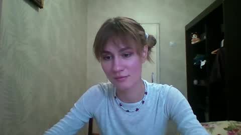 Elianor online show from April 2, 2:47 pm