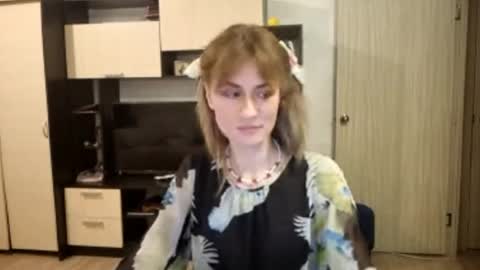 Elianor online show from April 11, 4:22 pm