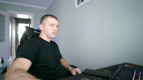 Snapshot of maribor5879 chatting on January 13, 8:37 am maribor5879 online show from January 13, 8:37 am