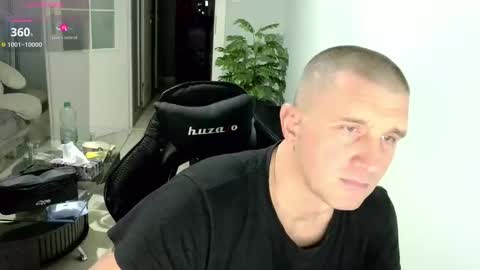 Snapshot of maribor5879 chatting on November 17, 10:37 pm maribor5879 online show from November 17, 10:37 pm