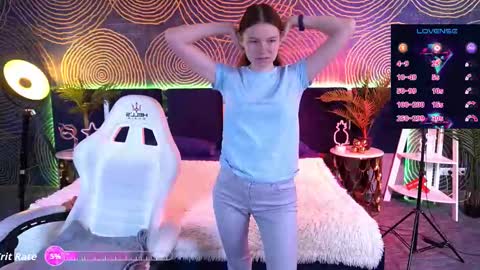 Snapshot of marich_ka chatting on September 9, 6:13 am MaRich Ka online show from September 9, 6:13 am