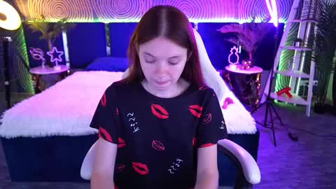 Snapshot of marich_ka chatting on September 10, 6:02 am MaRich Ka online show from September 10, 6:02 am