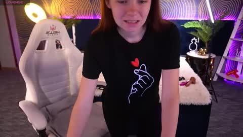 Snapshot of marich_ka chatting on September 12, 6:46 am MaRich Ka online show from September 12, 6:46 am