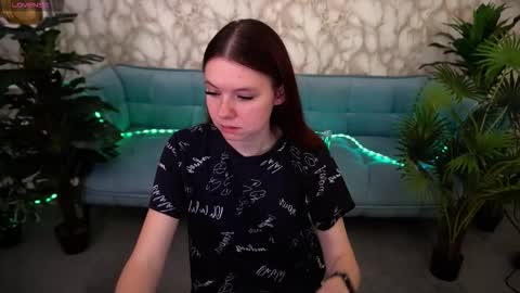 Snapshot of marich_ka chatting on October 1, 6:19 am MaRich Ka online show from October 1, 6:19 am