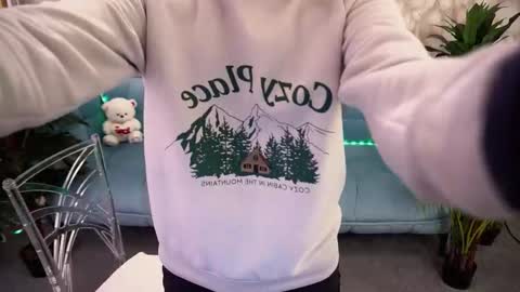 Snapshot of marich_ka chatting on October 3, 6:21 am MaRich Ka online show from October 3, 6:21 am