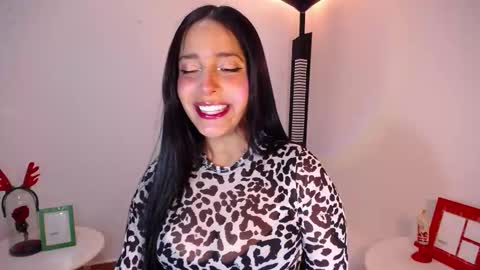 Nicolle online show from December 21, 5:03 am