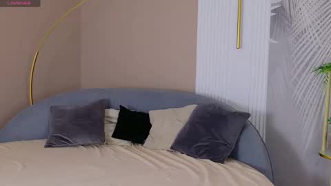 Snapshot of marie_diaze chatting on May 23, 5:23 am Marie LEAVE YOUR WITH ME online show from May 23, 5:23 am