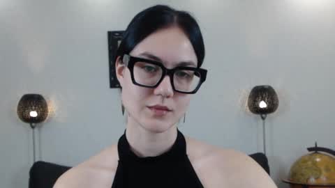 Marie Fitch online show from November 8, 2:01 am