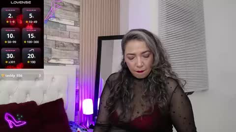 Snapshot of marie_hss chatting on December 27, 2:58 am marie_hss online show from December 27, 2:58 am