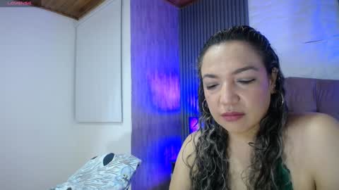 Snapshot of marie_hss chatting on January 16, 2:19 am marie_hss online show from January 16, 2:19 am