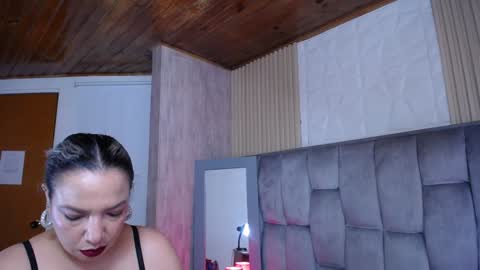 Snapshot of marie_hss chatting on February 1, 7:34 pm marie_hss online show from February 1, 7:34 pm