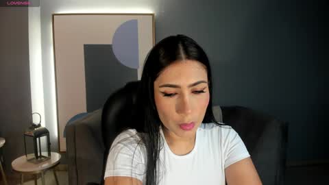 Snapshot of mariejane2 chatting on December 13, 11:13 am Im Marie Jane online show from December 13, 11:13 am