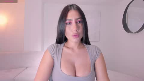 Snapshot of mariejane2 chatting on January 10, 10:39 am Im Marie Jane online show from January 10, 10:39 am