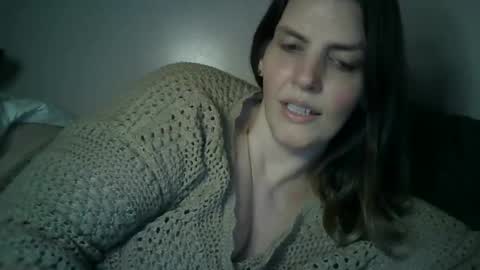 Snapshot of mariejojo chatting on February 6, 7:24 am Mariejojo online show from February 6, 7:24 am