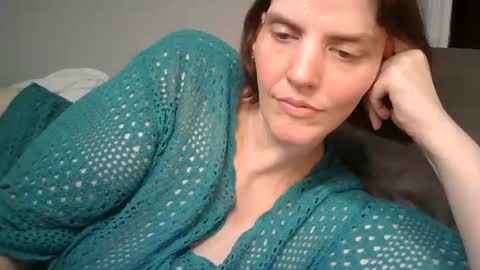 Snapshot of mariejojo chatting on November 20, 3:50 am Mariejojo online show from November 20, 3:50 am