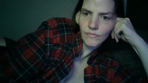 Snapshot of mariejojo chatting on December 4, 1:53 pm Mariejojo online show from December 4, 1:53 pm