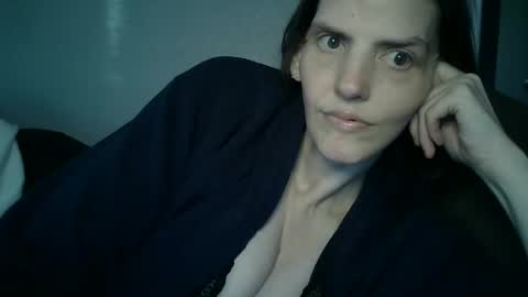 Mariejojo online show from January 6, 2:21 pm