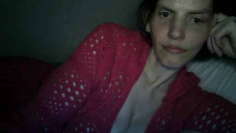 Snapshot of mariejojo chatting on June 19, 12:31 pm Mariejojo online show from June 19, 12:31 pm