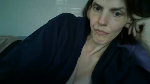 Snapshot of mariejojo chatting on July 3, 12:44 pm Mariejojo online show from July 3, 12:44 pm