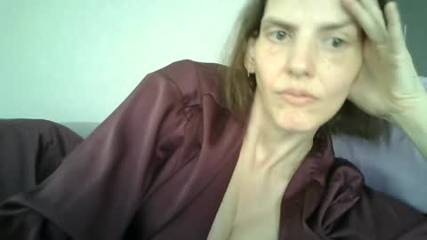 Snapshot of mariejojo chatting on July 8, 1:59 pm Mariejojo online show from July 8, 1:59 pm